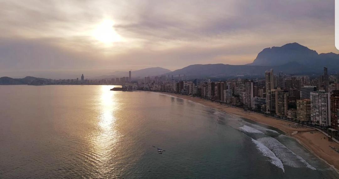 Ideal 1 Benidorm Luaran gambar
